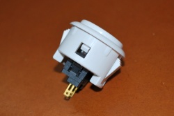 画像ギャラリー No.005のサムネイル画像 / アーケードコントローラの騒音問題がついに解決? 老舗・三和電子が生み出した「静音ジョイスティックレバー」テストレポート&インタビュー