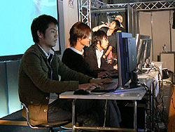 ������#005�Υ���ͥ���/��TGS 2008��102�ϡ֥եꥹ�����פΥ��ơ������٥�ȤǺ������ͽ��ο�����饯����2̾��ȯɽ