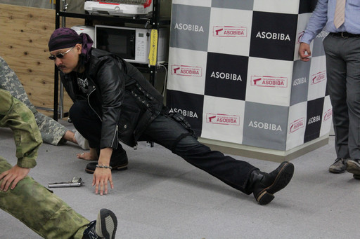 ���������꡼ No.005�Υ���ͥ������ / ��Ʈ�ȡ�����������������������Ǿ�����ǽƷ���򷫤깭���롣��RED STONE �ޥ����åƥ����Ҳ� ���Х����θ� with ���������ץ�ݡ���