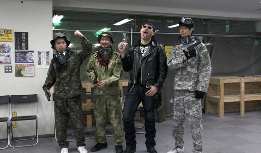 ���������꡼ No.012�Υ���ͥ������ / ��Ʈ�ȡ�����������������������Ǿ�����ǽƷ���򷫤깭���롣��RED STONE �ޥ����åƥ����Ҳ� ���Х����θ� with ���������ץ�ݡ���