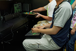 ���������꡼ No.015�Υ���ͥ������ / ��COMPUTEX�Ϥޤ����θ����Ƥ�餤�������顤�����ơ����ʤ��ס�Razer��Υꥢ��Ź�ޡ�RazerStore Taipei�פ򸫤Ƥ���