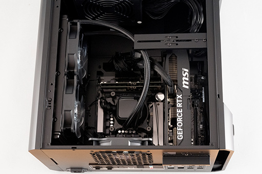 画像ギャラリー No.009のサムネイル画像 / G TUNEの新型ミニタワーゲームPC「DG-I7G70」をテスト。机上に置きやすいコンパクトな筐体でも性能や静音性は優秀だ