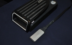 ���������꡼ No.014�Υ���ͥ������ / ��COMPUTEX��MSI��ʹ����129�ɥ�ΥΡ���PC��������ե��å�����ĥ�ܥå�����GUS�׾ܺ١������̿������������