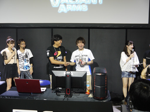 ���������꡼ No.010�Υ���ͥ������ / ��TGS 2012�ϡ�Alliance of Valiant Arms��e-Sports �������긢 2012�η辡�郎CyAC�֡����ǳ��š�������DeToNator�פ��������ǽ�ͥ��