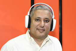 ���������꡼ No.012�Υ���ͥ������ / SteelSeries�������ޡ������إåɥ��åȿ����ʡ�Arctis�פ�ȯɽ�������ʼ���ޥ�����ǥ������Ʊ����3��ǥ�Ÿ��