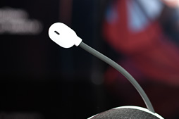 ���������꡼ No.014�Υ���ͥ������ / SteelSeries�������ޡ������إåɥ��åȿ����ʡ�Arctis�פ�ȯɽ�������ʼ���ޥ�����ǥ������Ʊ����3��ǥ�Ÿ��