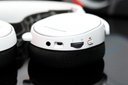 ���������꡼ No.024�Υ���ͥ������ / SteelSeries�������ޡ������إåɥ��åȿ����ʡ�Arctis�פ�ȯɽ�������ʼ���ޥ�����ǥ������Ʊ����3��ǥ�Ÿ��