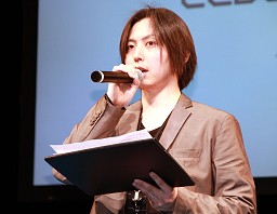 画像ギャラリー No.001のサムネイル画像 / 「LEGEND of CHUSEN 2」サービス開始記念オフラインイベントを開催。「唯×実〜ユイみの〜」ミニライブや豪華景品を配布