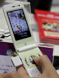 ���������꡼ No.005�Υ���ͥ������ / ��G-Star 2010�ϥե��ߥ꡼�ޡ��Ȥθ���˨������顤�Ĥޤ�ȥե��ߥޤ���ɤäƤ��ȡ� NEXON�η������ø��������ȥ��FamilyMart Tycoon 2�פ�Ҳ�