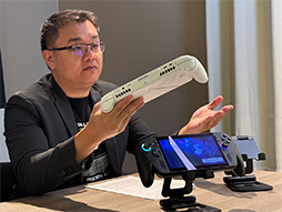 画像ギャラリー No.002のサムネイル画像 / 開発者に聞く「ROG Xbox ALLY」のポイント。消費電力の低減と使いやすさに注力した最新の携帯型ゲームPC