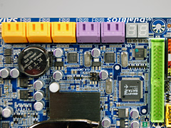 画像集#021のサムネイル/GIGABYTEのゲーマー&OC向けマザー「GA-EX58-EXTREME」を写真で確認