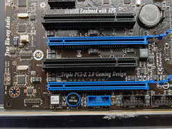 画像ギャラリー No.007のサムネイル画像 / MSI,秋葉原のイベントで注目のマザーボード「Big Bang」概要を公開。第1弾製品の実機デモも
