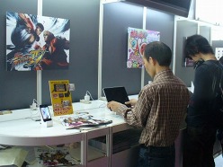 ꡼ No.001 | TGS 2010iPhone/iPadʡΥݡȤǺܡiPhoneΤǤ4㼰Υ饸إꥳץAR.Droneפץ쥤֥Ÿ
