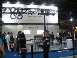 ꡼ No.035 | TGS 2010iPhone/iPadʡΥݡȤǺܡiPhoneΤǤ4㼰Υ饸إꥳץAR.Droneפץ쥤֥Ÿ