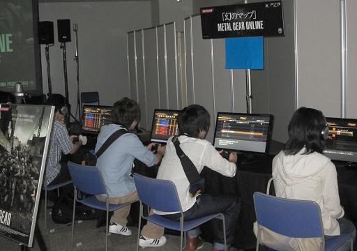 画像ギャラリー No.021のサムネイル画像 / 「幻のマップ」と開発秘話が披露された「METAL GEAR ONLINE」公式ファイナルイベント「FINAL Debriefing Event」をレポート