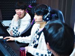 �ץ�e���ݡ��ĥ������Rascal Jester��LoL����ο������ߥ󥰥ϥ�����ˬ�䡣������θ���������Ķ��ˤĤ���ʹ���Ƥ���