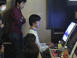 ���������꡼ No.011�Υ���ͥ������ / �ϰ�Υץ饤�ɤ򤫤���Ǯ���Хȥ롣�֥����ѡ����ȥ꡼�ȥե�������II X�פΥץ쥤�䡼��ť��٥�ȡַ���!! ����vs��������Ϣ��ץ�ݡ���