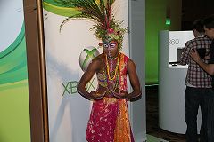 ���������꡼ No.009�Υ���ͥ������ / ��E3 2010�Ͽ���Xbox 360ȯɽ�� 250GB HDD��ܤǲ��ʤϿ����֤������������6��24������Xbox 360 Media Briefing��®��