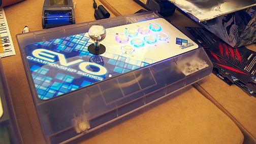 画像ギャラリー No.010のサムネイル画像 / Mad Catzが何を考え,アーケードスティックを作り続けるのか。米格闘ゲームシーンのキーマン,マークマン氏に聞く,コミュニティとメーカーの理想的な関係