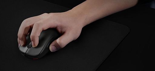 画像ギャラリー No.003のサムネイル画像 / 独自形状で素早く動かせるという新型ワイヤレスマウス「ZOWIE U2」が3月21日に発売