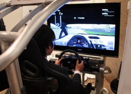 画像ギャラリー No.012のサムネイル画像 / PS3と立体視ディスプレイが奏でるゲームの未来とは? PS3の技術と未来を語るトークセッション開催