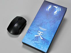 ꡼ No.032Υͥ / ROCCATΥޡޥPyra WiredWirelessץӥ塼磻쥹ȥ磻䡼ɤ2ʤѰդ줿ǥμϤ򸫤