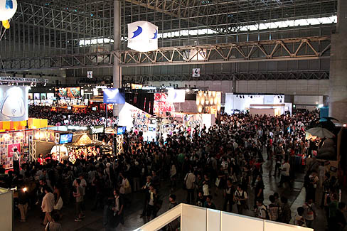 ���������꡼ No.003�Υ���ͥ������ / ��TGS 2010����������ॷ�祦2010�ϡ������������Կ��Ȥʤ�20��7647�ͤ�Ͽ��̾�¤Ȥ�ˡ����������Υ����।�٥�Ȥ�