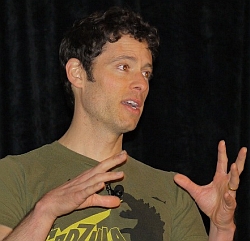 ���������꡼ No.003�Υ���ͥ������ / ��GDC 2010�ϥ����ǥ��Ϥ������񤫤�1ʸ�ˡ��Ȥˤ�������ץ��Pixar Animation Studios�Υ��ȡ��꡼���