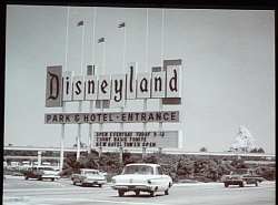 ���������꡼ No.007�Υ���ͥ������ / ��GDC 2010�ϥ����ǥ��Ϥ������񤫤�1ʸ�ˡ��Ȥˤ�������ץ��Pixar Animation Studios�Υ��ȡ��꡼���