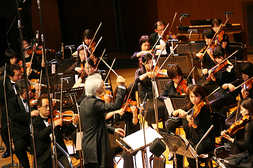 画像ギャラリー No.003のサムネイル画像 / 「モンスターハンター オーケストラコンサート 〜狩猟音楽祭2011〜」,チケット先行抽選受け付けをイープラスで本日スタート