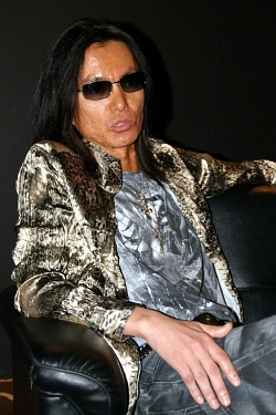 ���������꡼ No.002�Υ���ͥ������ / ��TGS 2010�ϡ�Devil's Third�פϤ�äȤ�����ʥ��塼��������������ϥ饲���ॹ��������ɽ������ �ĳ�ȼ����˥��󥿥ӥ塼