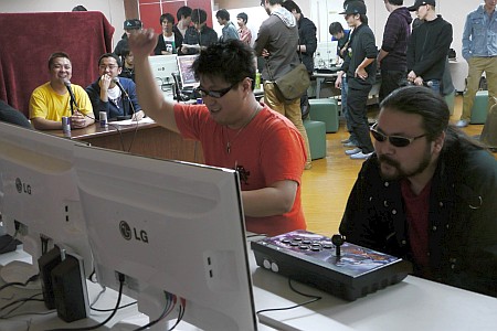 画像ギャラリー No.004のサムネイル画像 / 史上最速の公式イベント「CAPCOM x GODSGARDEN 2 ストクロ・春の開幕全力ダッシュ祭」レポート。ストクロ初大会の栄冠はかずのこ選手に