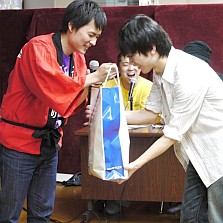 画像ギャラリー No.015のサムネイル画像 / 史上最速の公式イベント「CAPCOM x GODSGARDEN 2 ストクロ・春の開幕全力ダッシュ祭」レポート。ストクロ初大会の栄冠はかずのこ選手に