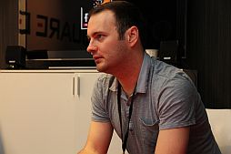 ���������꡼ No.004�Υ���ͥ������ / ��E3 2012�ϥᥤ�󥹥ȡ��꡼�˹����줿Wei�������ͤ򸫤衣�֥��꡼�ԥ󥰥ɥå����ץǥ�����ǥ��쥯�����ˤ��ǥ�ץ쥤����