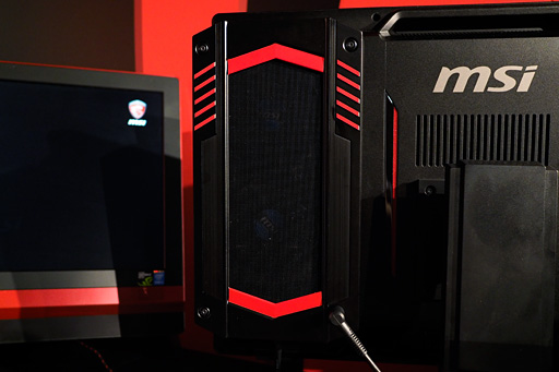 ���������꡼ No.004�Υ���ͥ������ / ��COMPUTEX�ϥ����ޡ������վ����η�PC���Ȥ��Ȥ����ΤΥ���ե��å������������ߤ��б���MSI��Ÿ��