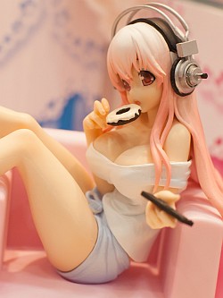 画像集#024のサムネイル/「艦これ」「パズドラ」「ラブライブ!」グッズ&フィギュアが百花繚乱。気になるアイテムがてんこ盛りだった「第35回 プライズフェア」レポート
