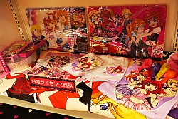 画像ギャラリー No.011のサムネイル画像 / 新作オンラインカードゲーム「Code Colle」など,気になるアイテムがずらり。「2012 タカラトミーグループ新春商談会」レポート
