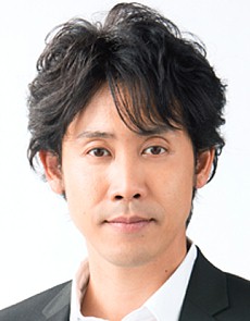 画像ギャラリー No.001のサムネイル画像 / 弁護士成歩堂龍一とレイトン教授が魔女裁判に挑む! 「レイトン教授VS逆転裁判」でゲーム画面公開