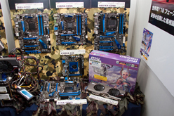 ꡼ No.004Υͥ / 2011 AKIBA PC-DIY EXPO ƤοءפšRewrite׻ͤΡPCɤ򻣱ƤƤ