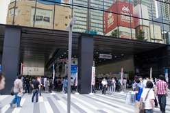 ꡼ No.017Υͥ / 2011 AKIBA PC-DIY EXPO ƤοءפšRewrite׻ͤΡPCɤ򻣱ƤƤ