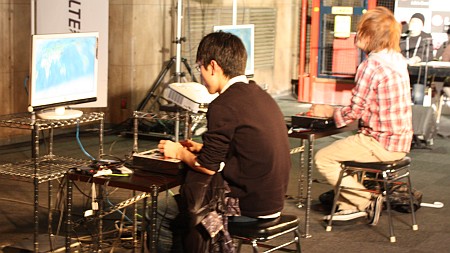 画像ギャラリー No.010のサムネイル画像 / “ウメヌキ”トークにファン感涙。Android版とXbox 360版のストIVで争われた「LG Cup SFIV HD Global Championship」レポート