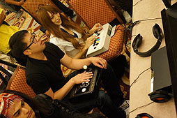 ���������꡼ No.014�Υ���ͥ������ / ��EVO2012�ϥ���ϥ�����γ����˲�줬Ǯ��������EVO2012�׽����ޤȤ��Ǻܡ��֥���IV AE���������Ϥۤ����ǡ���SCV�פ�3�ͤ��辡�ʽФ�