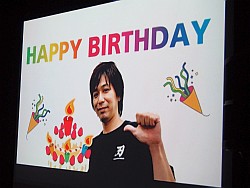 画像ギャラリー No.013のサムネイル画像 / WonderGOOにプロゲーマーがやってきた。思いがけないサプライズに会場が沸いた「HORIスティックイベント sako special 2013〜春〜」レポート