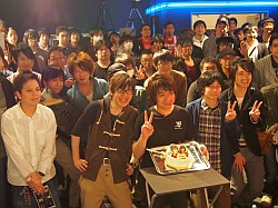 画像ギャラリー No.016のサムネイル画像 / WonderGOOにプロゲーマーがやってきた。思いがけないサプライズに会場が沸いた「HORIスティックイベント sako special 2013〜春〜」レポート