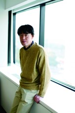 ���������꡼ No.003�Υ���ͥ������ / ������ι�ӥȡפ��ۿ��������������ȡ����������ȤǤϡ�3�ͤ���̾���ꥨ�������ˤ�ä�������롤���줾��Υץ����������ȡ��꡼������