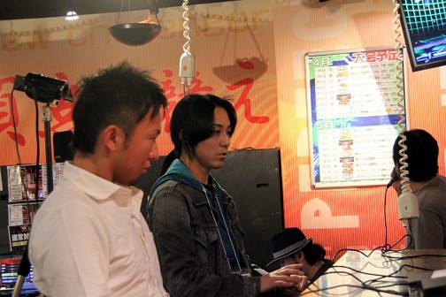 ���������꡼ No.011�Υ���ͥ������ / ��EVO2013�פΥ����ɥݥ���Ȥ�ï�μ�ˡ����Ԥǳ��Ť��줿��UMvC3�����ܺǶ��������KGA2013 POWER of JUSTICE�ץ�ݡ���