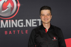 ���������꡼ No.002�Υ���ͥ������ / ��gamescom�ϡ�World of Warplanes�פ����������ӥ���2013ǯ9��25���˥������ȡ�Wargaming.net�Υ����åդ˿�����ȥ�κ���ˤĤ���ʹ����