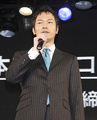 ���������꡼ No.010�Υ���ͥ������ / PS Vita�ֱ�ͺ���� ���ε��� Evolution�פϡ�4�Ҥ�����ȤߺǶ��κ��ʤˡ��饤�֤�ȡ������祦�ʤɤ�Ť��줿����ȯɽ������ͤ��Ϥ�