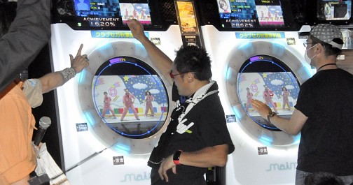 画像ギャラリー No.006のサムネイル画像 / 「The Fist of Wave Motion」の制作秘話も飛び出した,光吉猛修氏の3rdアルバム「From Loud 2 Low SUN」発売記念イベントの模様をレポート