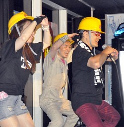 画像ギャラリー No.009のサムネイル画像 / 「The Fist of Wave Motion」の制作秘話も飛び出した,光吉猛修氏の3rdアルバム「From Loud 2 Low SUN」発売記念イベントの模様をレポート